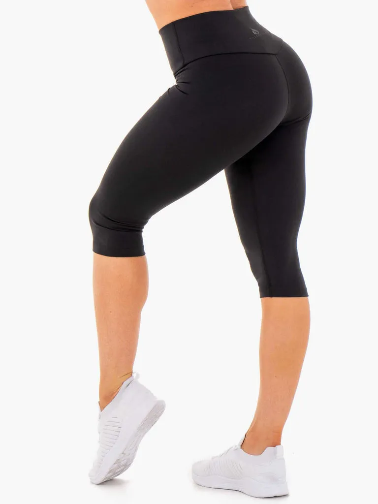 Black Motion High Waisted Capri Leggings