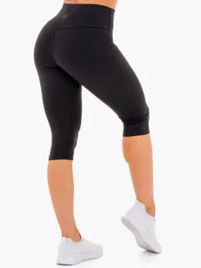 Black Motion High Waisted Capri Leggings