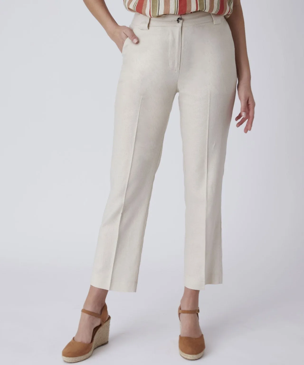 Chic Cropped Linen Trousers