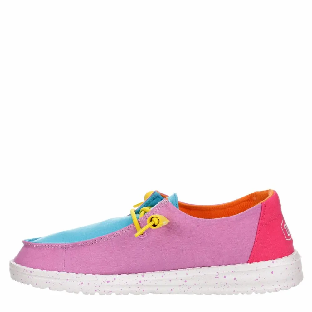 Hey Dude Womens Wendy Slip-On Sneaker