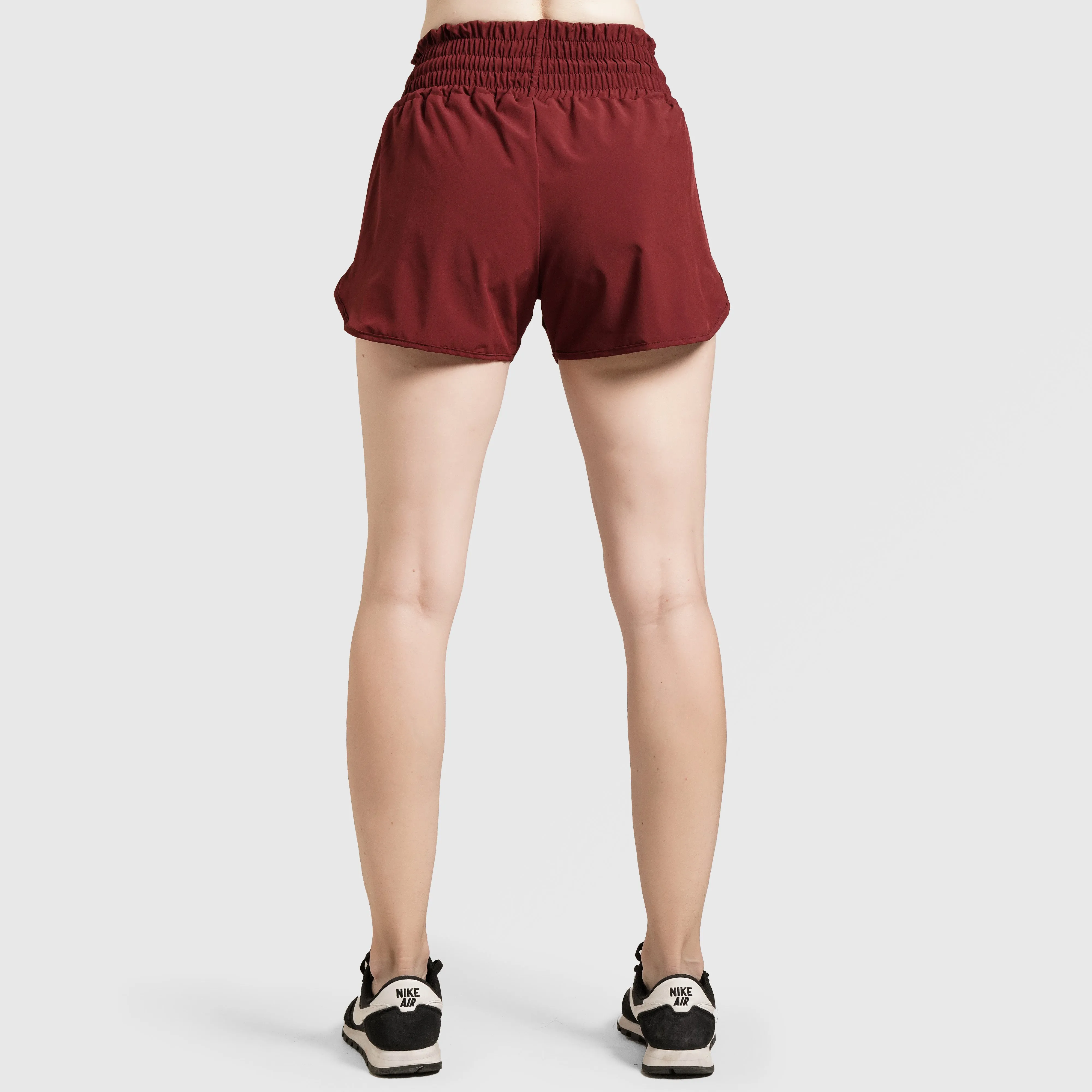 Tide Shorts in Maroon