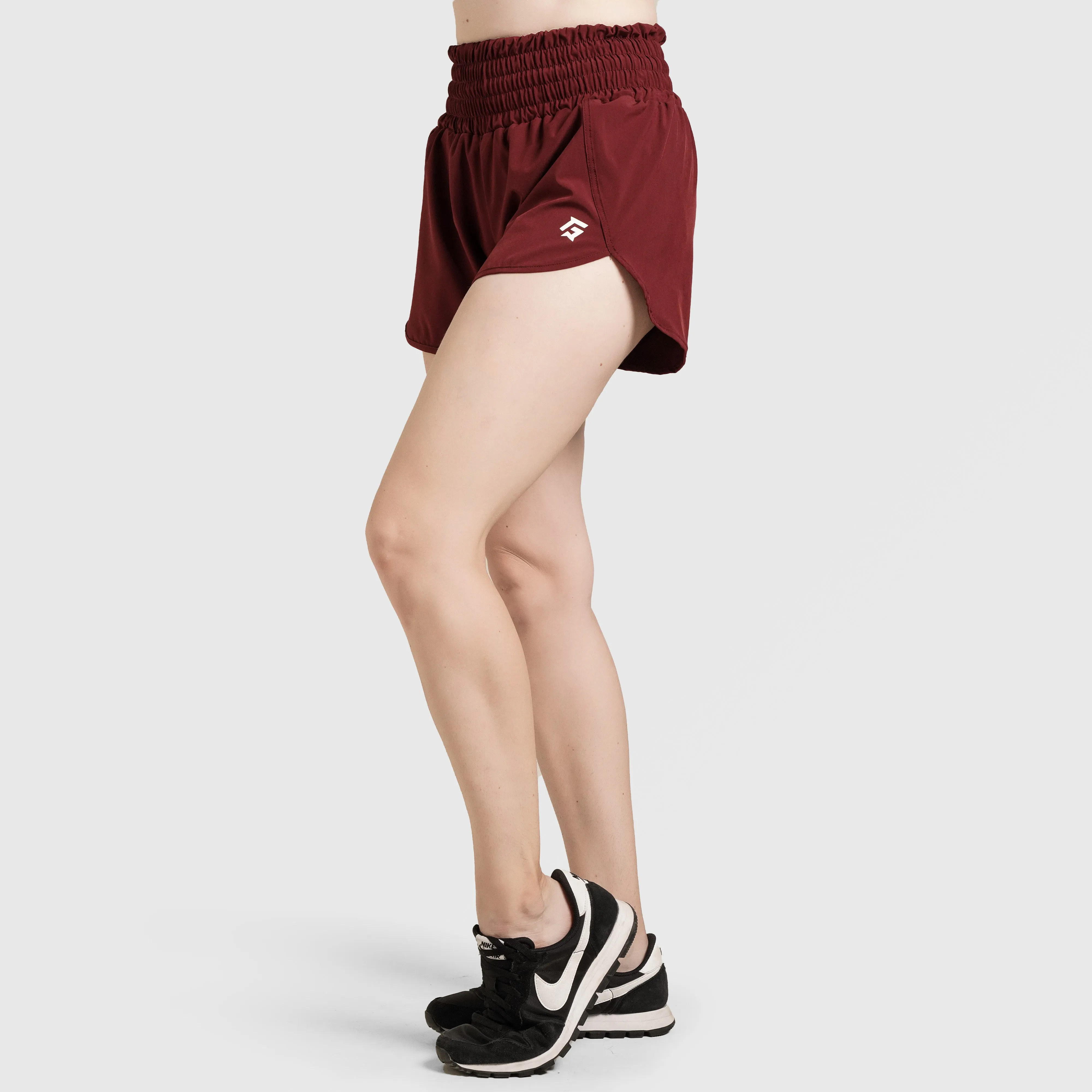 Tide Shorts in Maroon