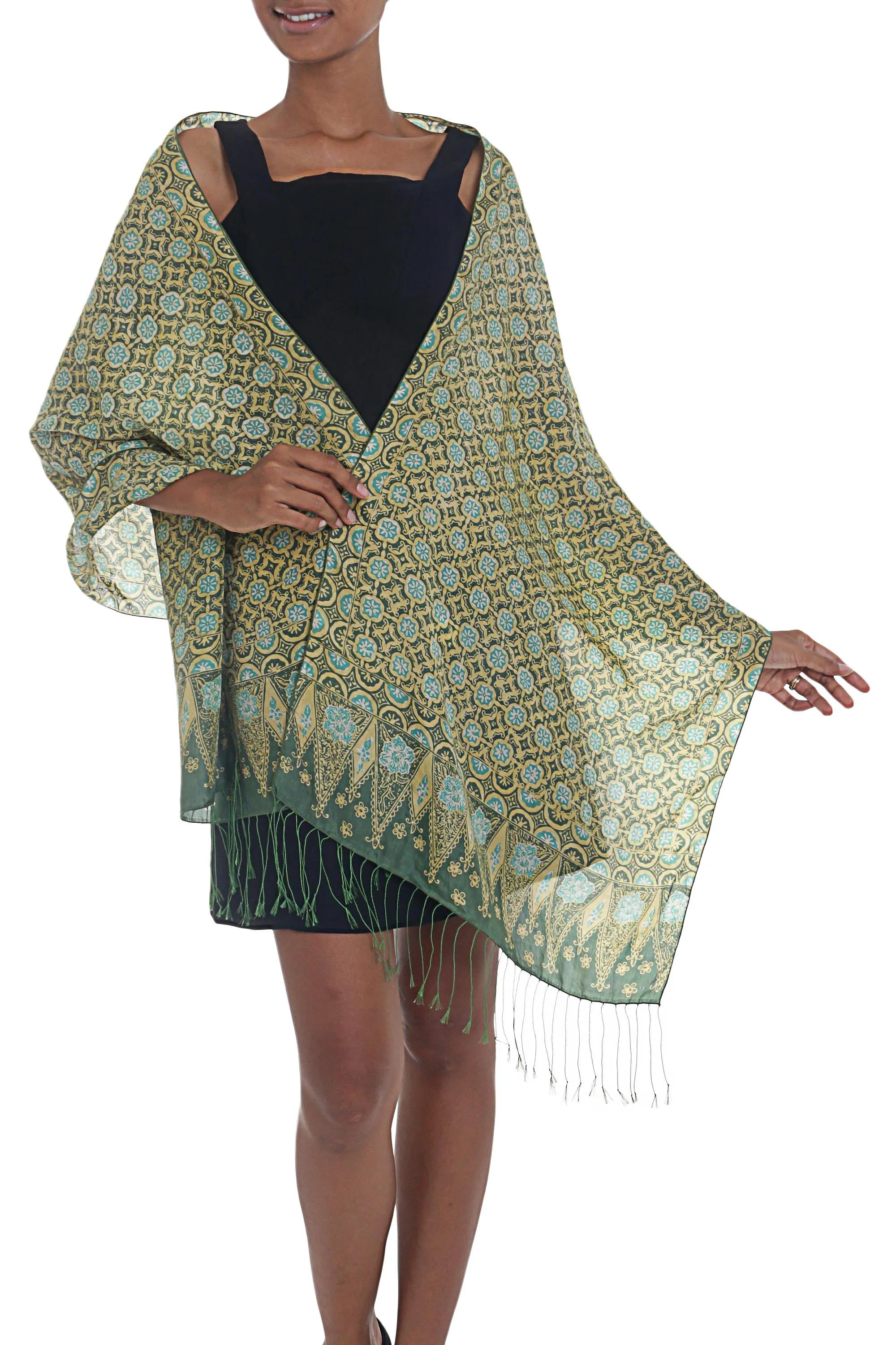 Green Silk Batik Shawl with Truntum Ijo Pattern