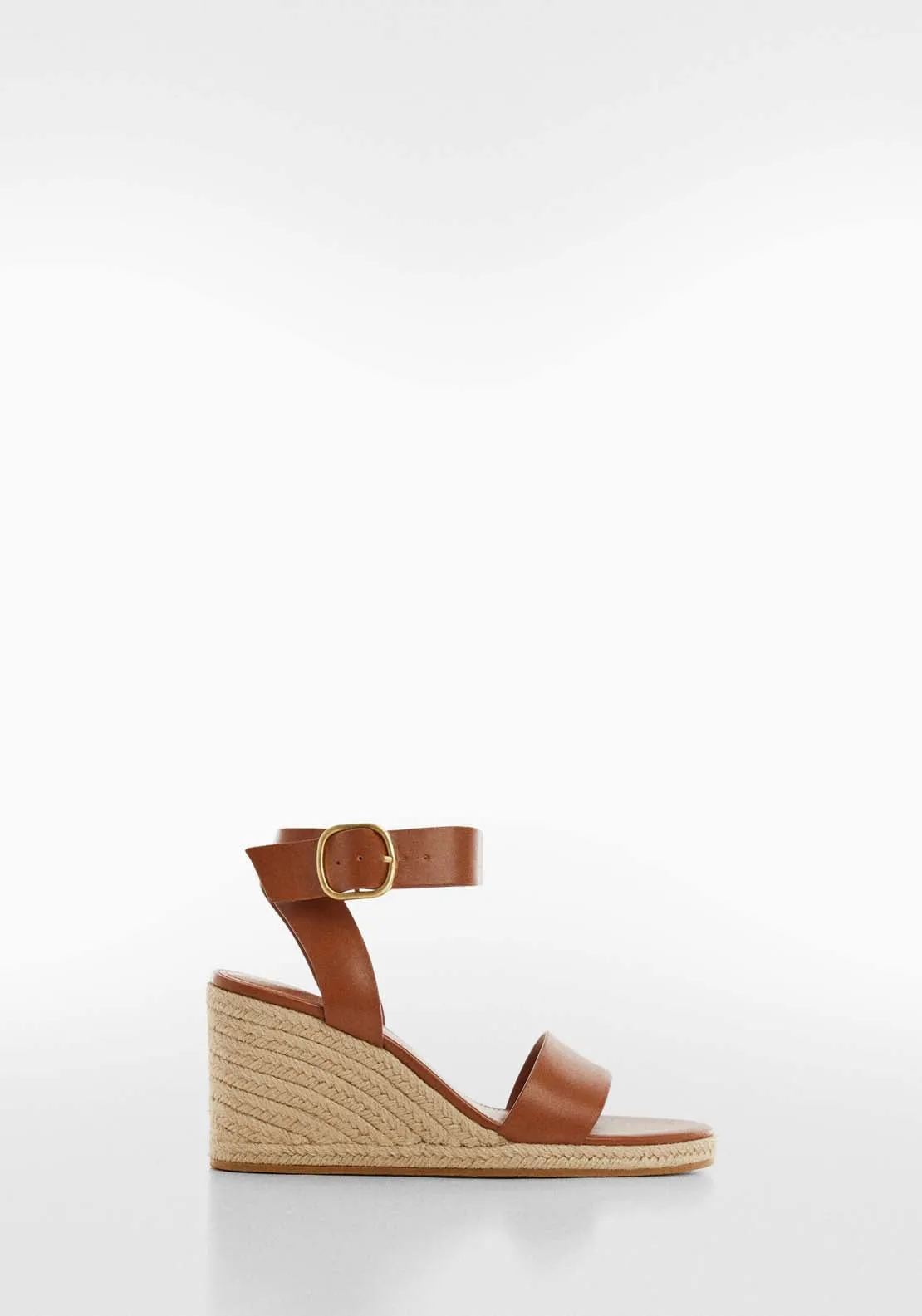 Wedge sandals with buckles